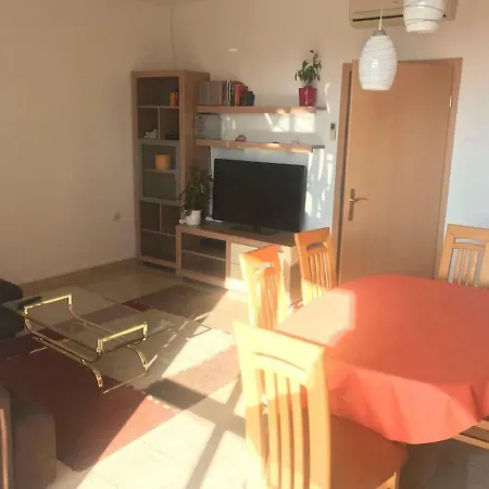 Sonja Apartman